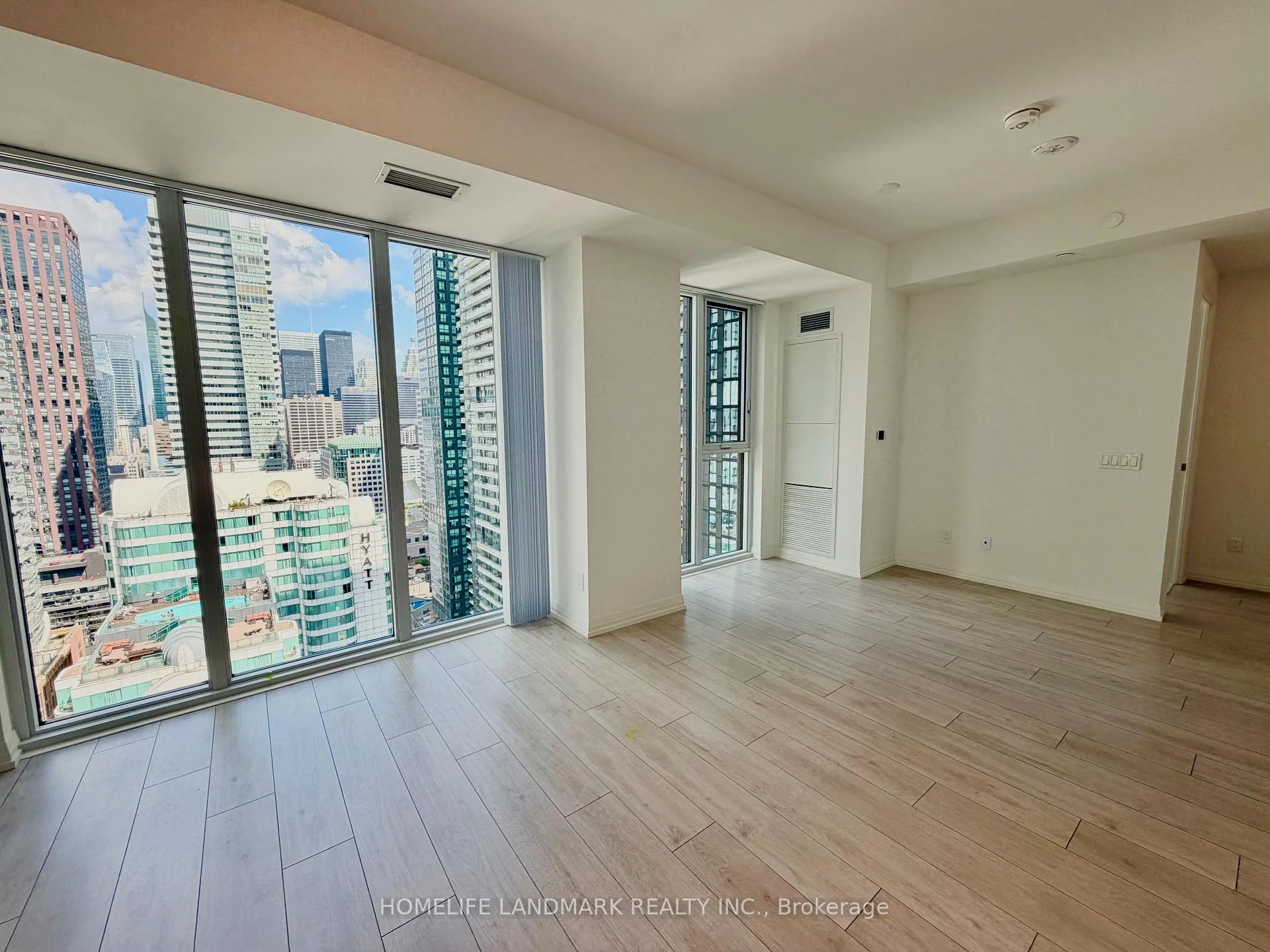 Photo 31 of Unit 2706, 400 King Street W, Toronto, Waterfront Communities — HOMEH