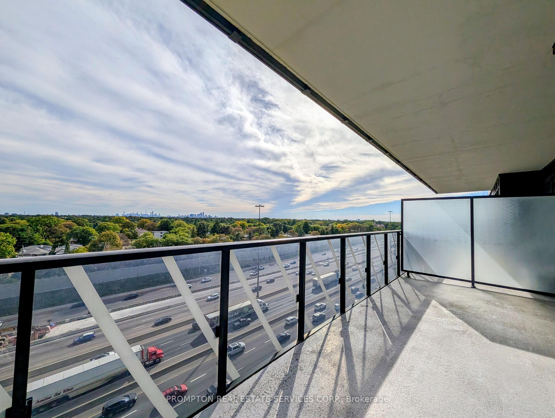 Photo 14 of Unit 1503, 85 Mcmahon Drive, North York, Bayview Village — HOMEH