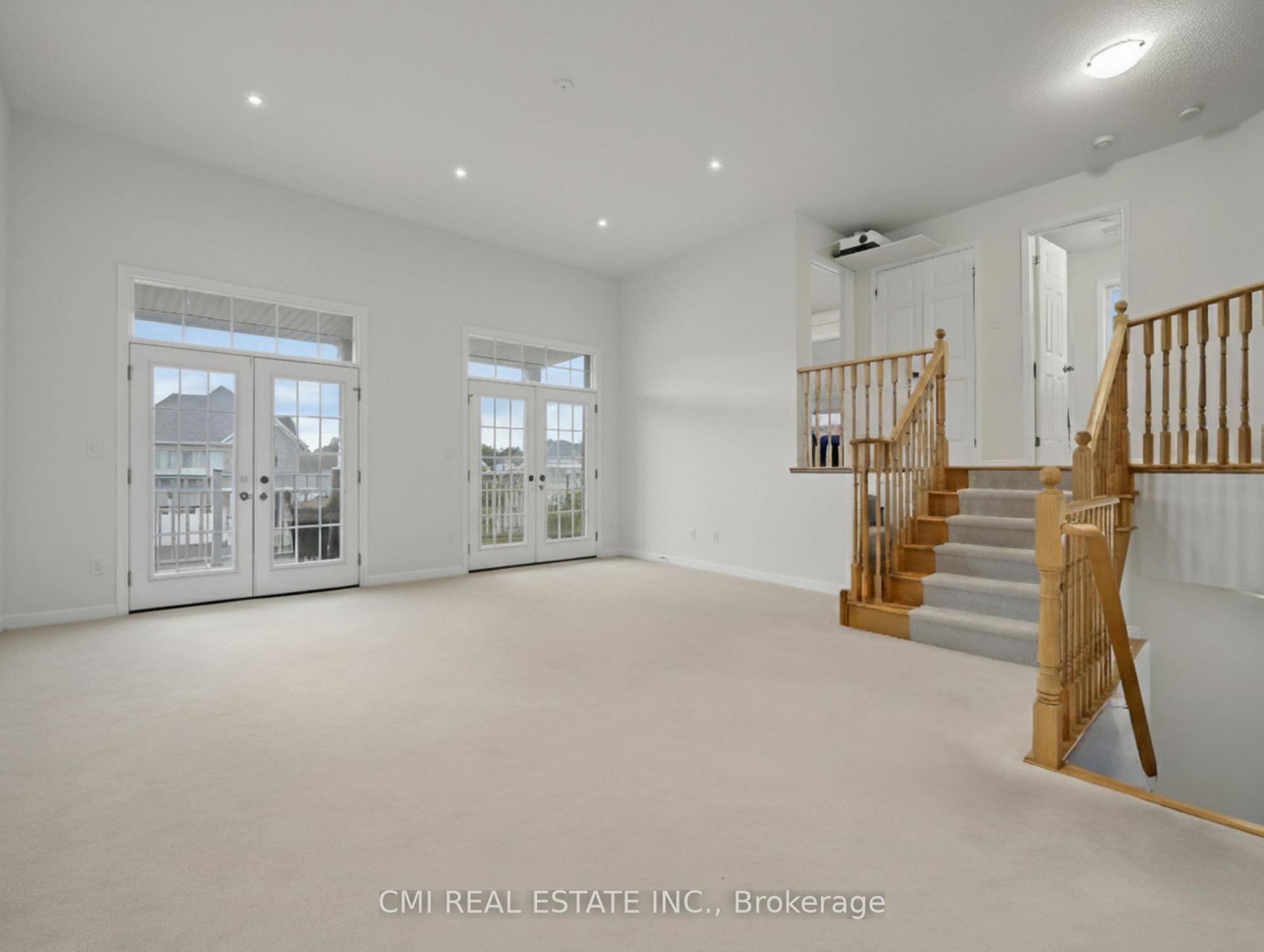 Photo 8 of 7732 Butternut Blvd, Niagara Falls, Brown — HOMEH