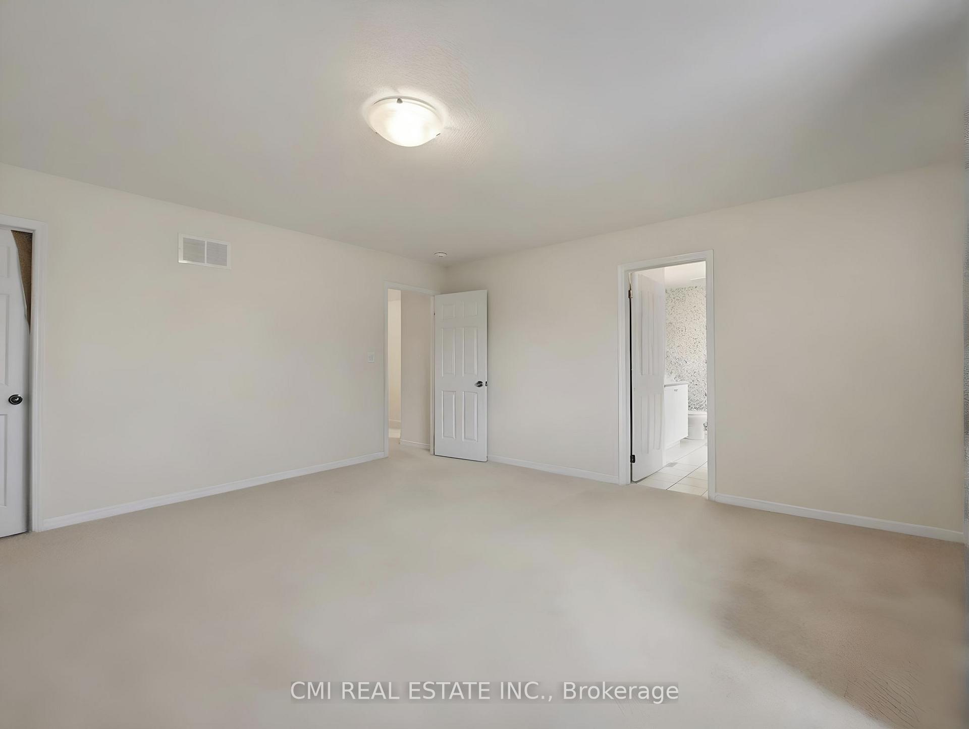Photo 28 of 7732 Butternut Blvd, Niagara Falls, Brown — HOMEH