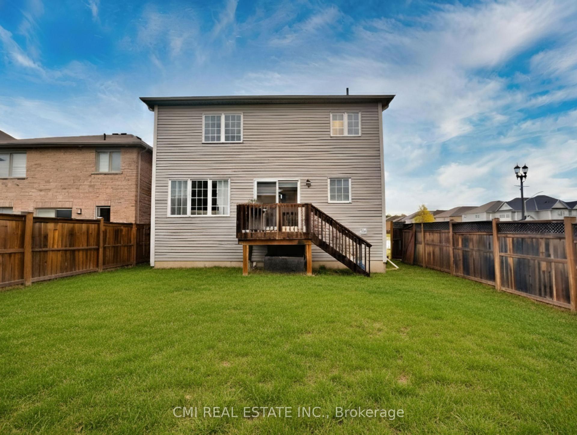 Photo 40 of 7732 Butternut Blvd, Niagara Falls, Brown — HOMEH
