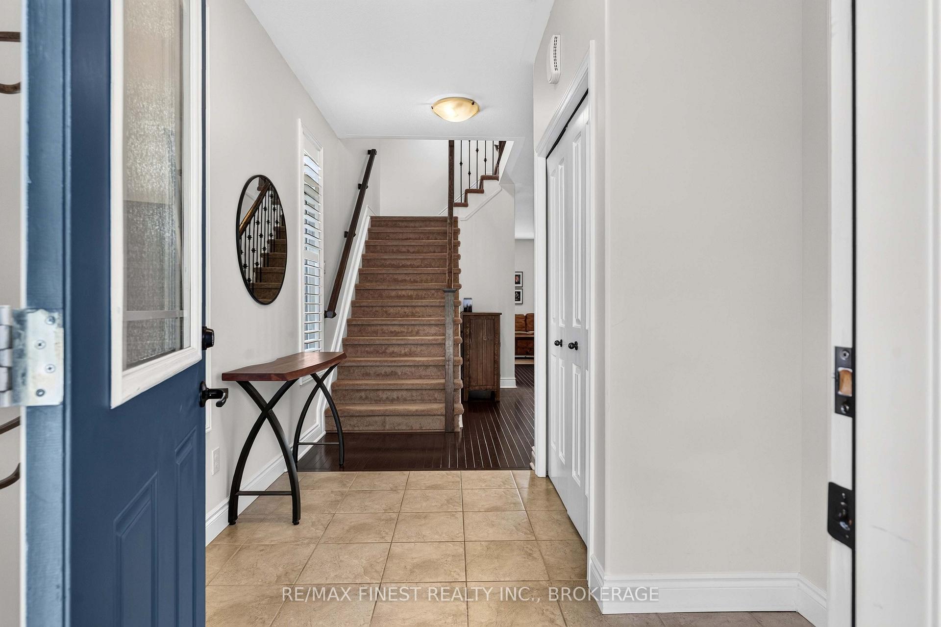 Photo 5 of 1593 Providence Crescent, Kingston, City Northwest — HOMEH