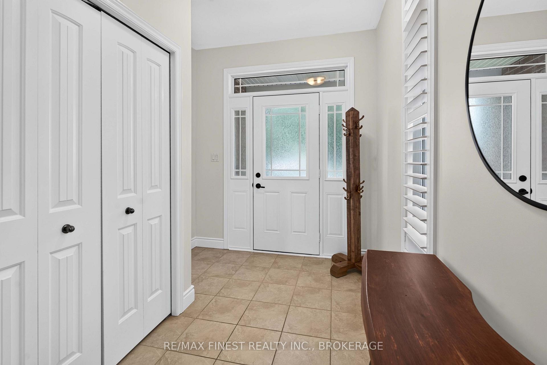 Photo 6 of 1593 Providence Crescent, Kingston, City Northwest — HOMEH