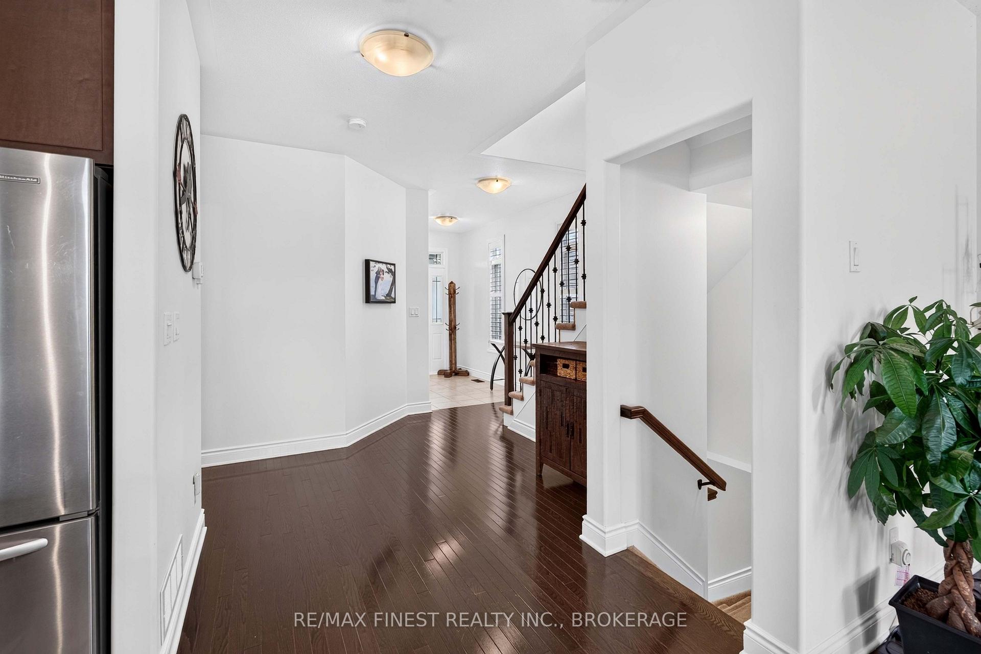 Photo 12 of 1593 Providence Crescent, Kingston, City Northwest — HOMEH