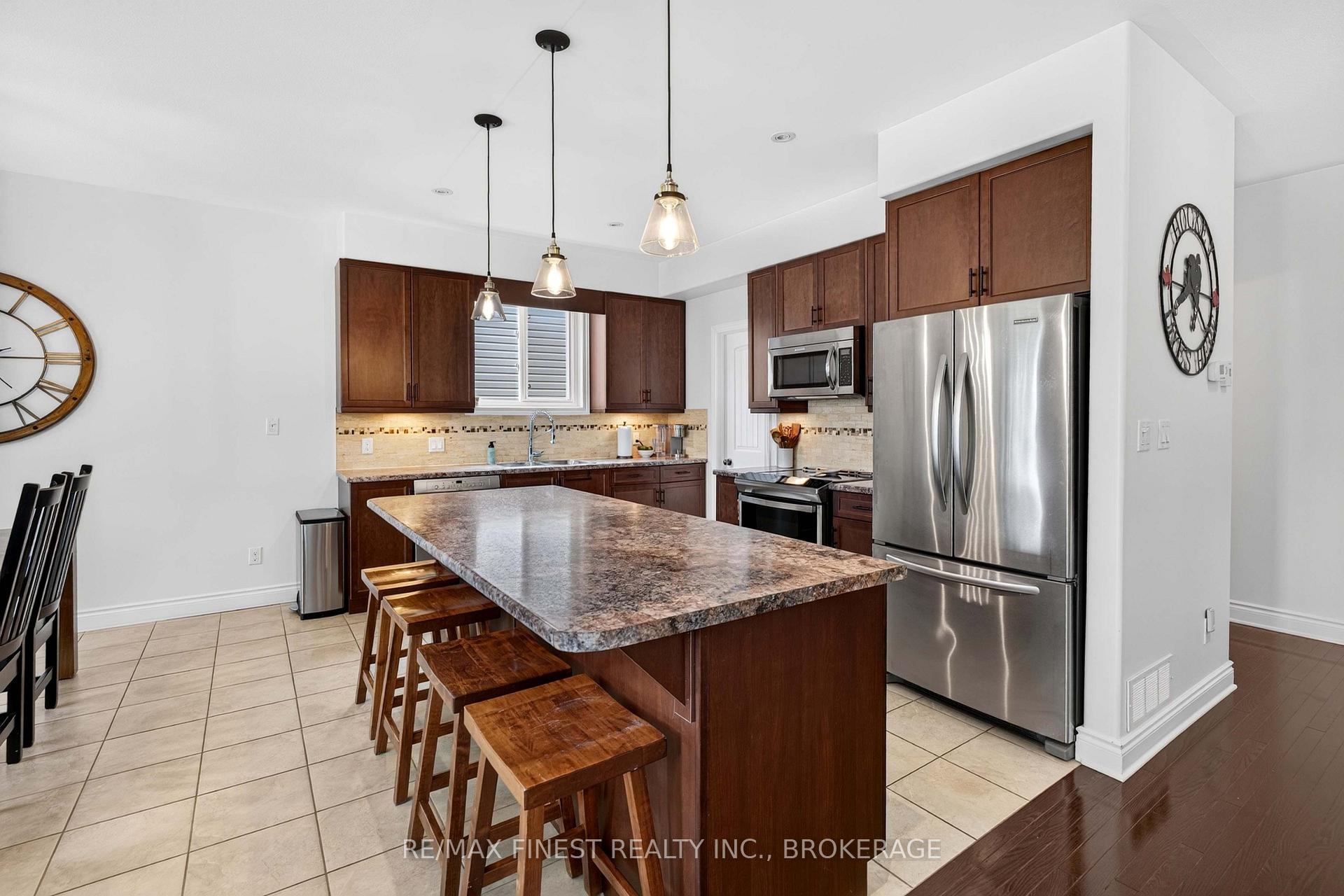 Photo 13 of 1593 Providence Crescent, Kingston, City Northwest — HOMEH