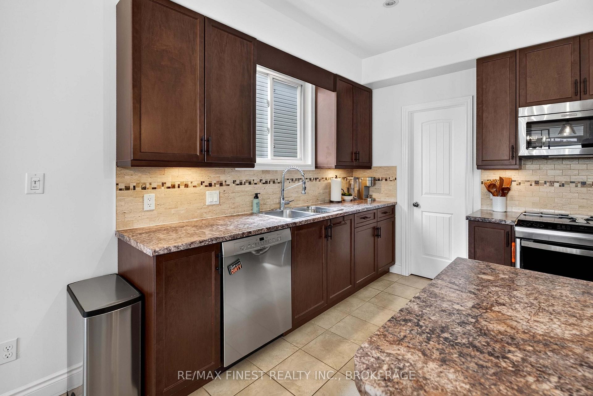 Photo 15 of 1593 Providence Crescent, Kingston, City Northwest — HOMEH