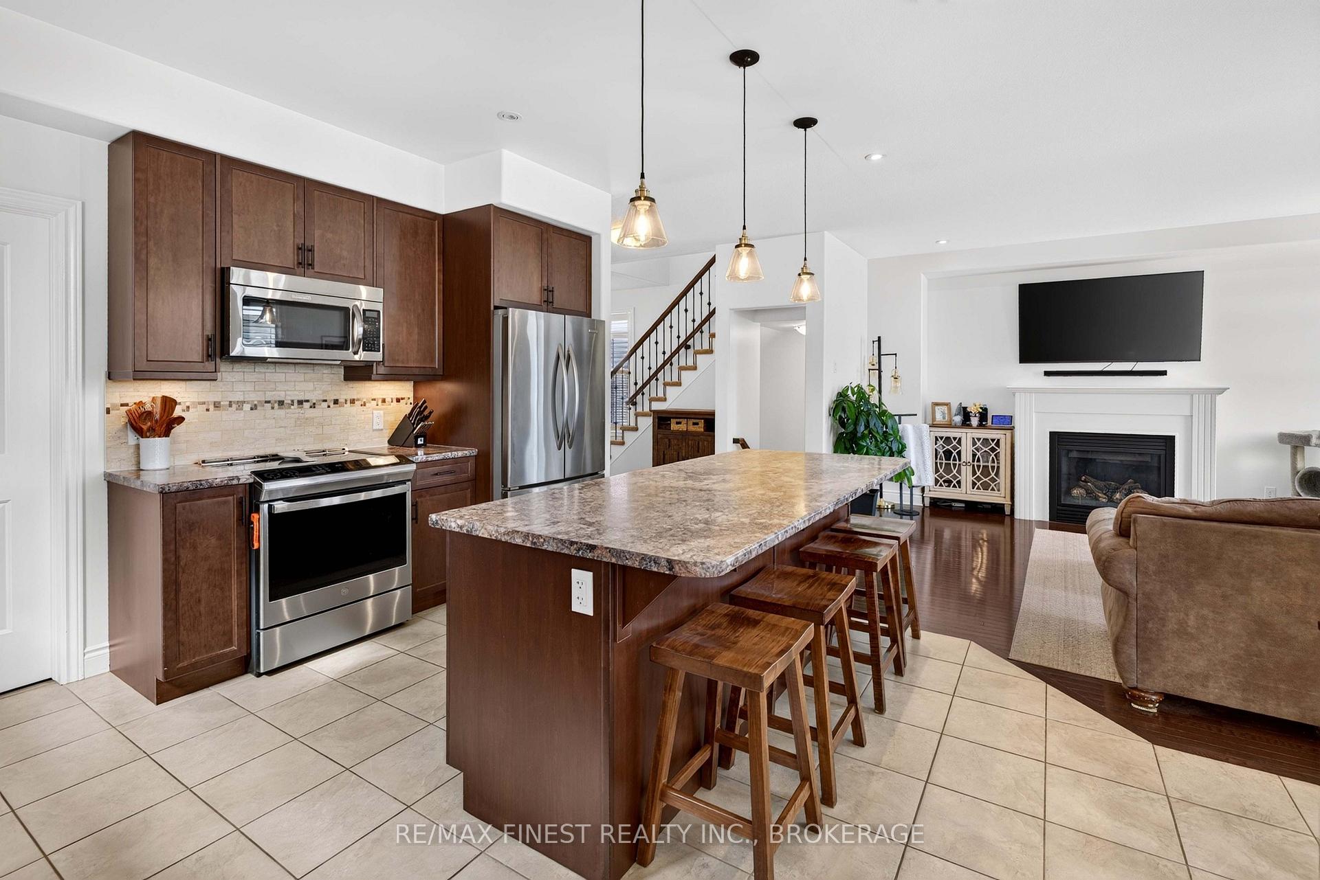 Photo 17 of 1593 Providence Crescent, Kingston, City Northwest — HOMEH