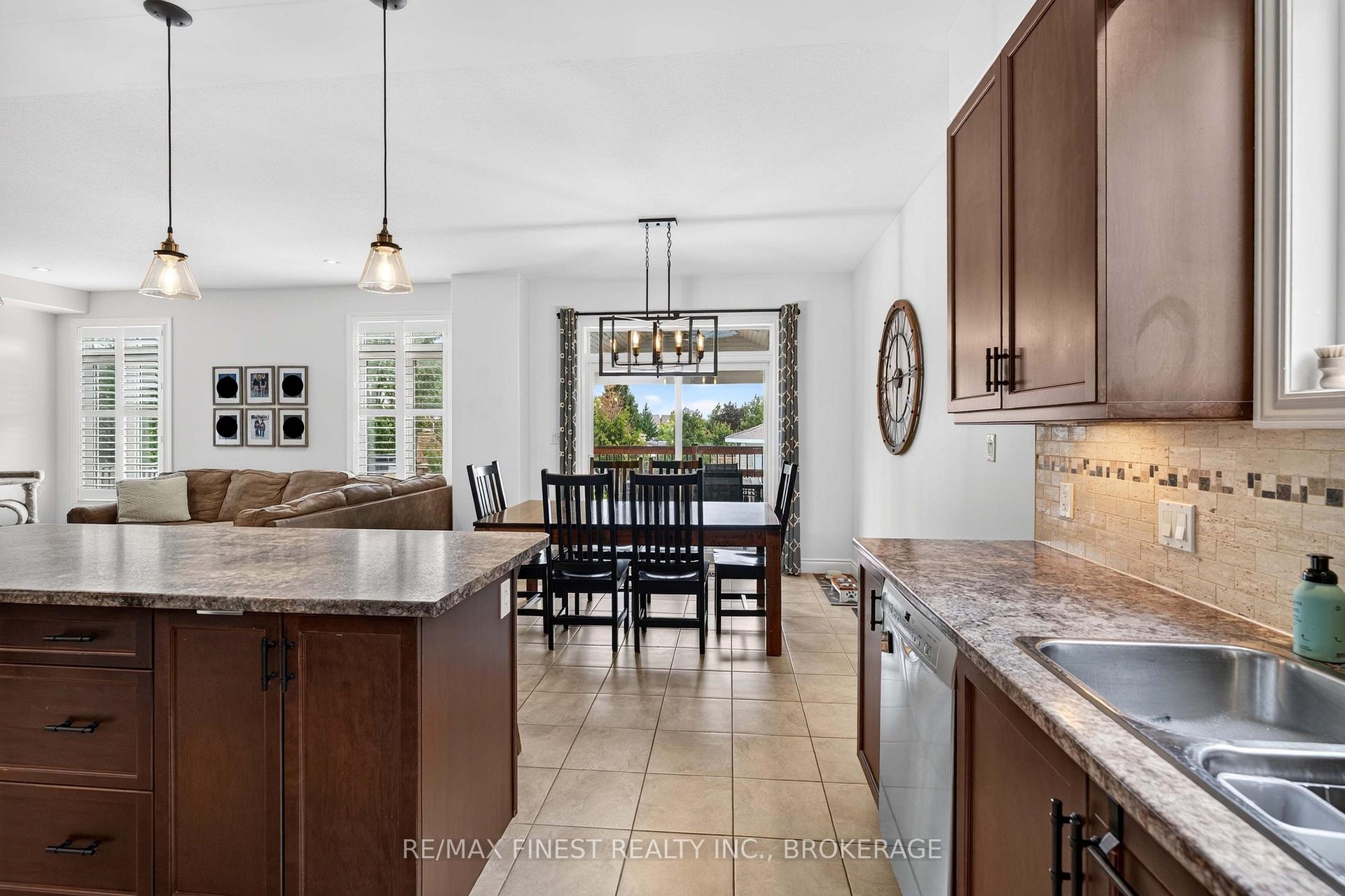 Photo 21 of 1593 Providence Crescent, Kingston, City Northwest — HOMEH