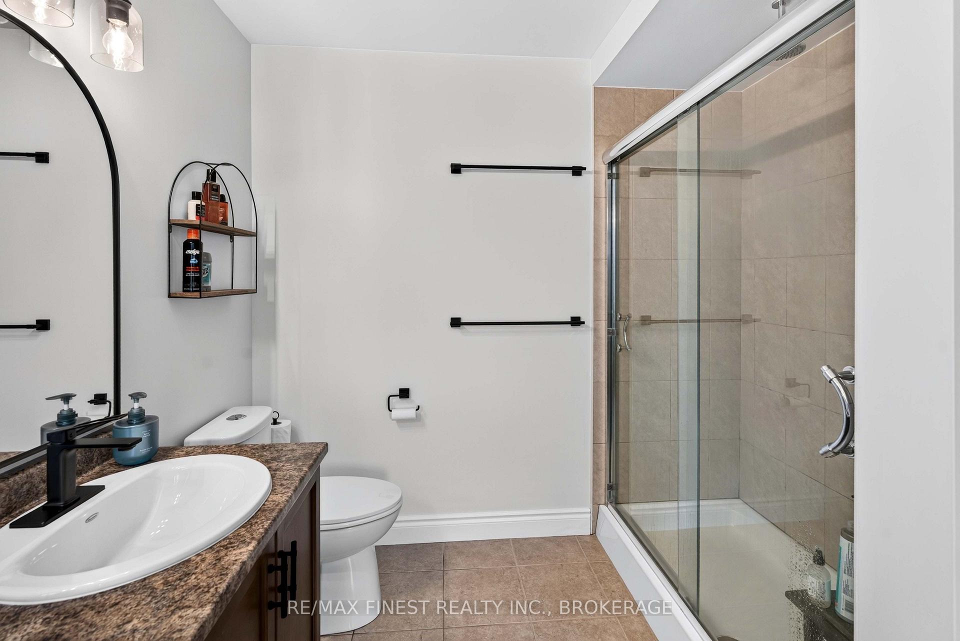 Photo 34 of 1593 Providence Crescent, Kingston, City Northwest — HOMEH