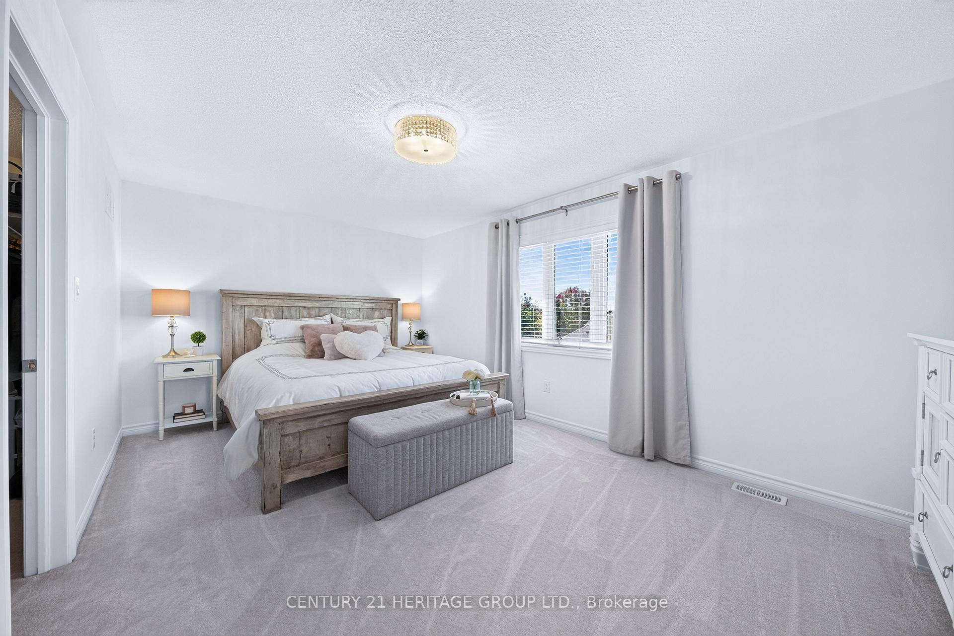 Photo 22 of 244 Gord Clelland Gate, Newmarket, Woodland Hill — HOMEH