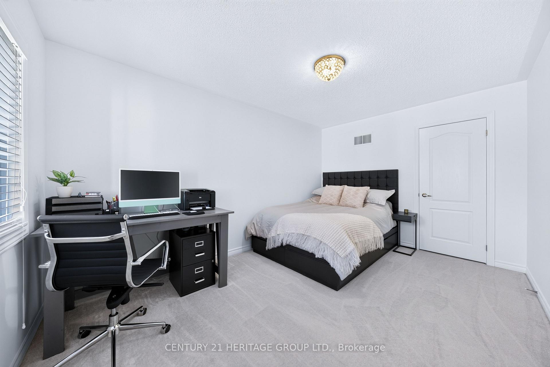 Photo 30 of 244 Gord Clelland Gate, Newmarket, Woodland Hill — HOMEH