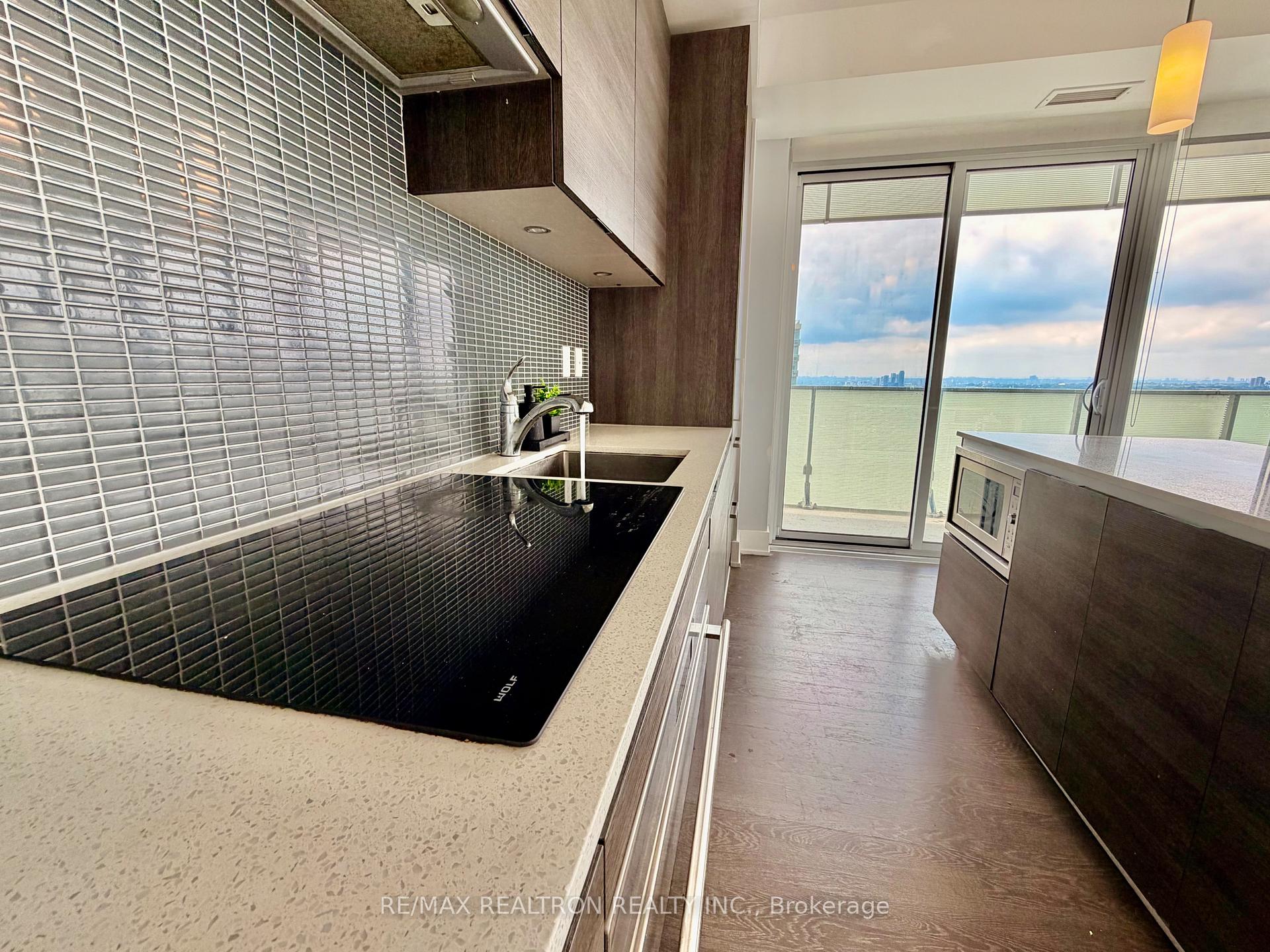 Photo 11 of Unit 2806, 200 Bloor Street W, Toronto, The Annex — HOMEH