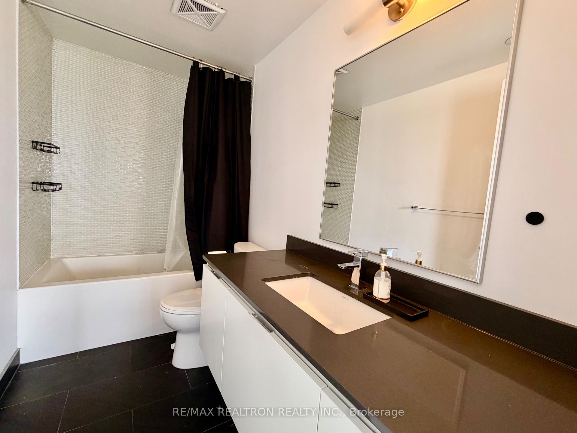 Photo 31 of Unit 2806, 200 Bloor Street W, Toronto, The Annex — HOMEH