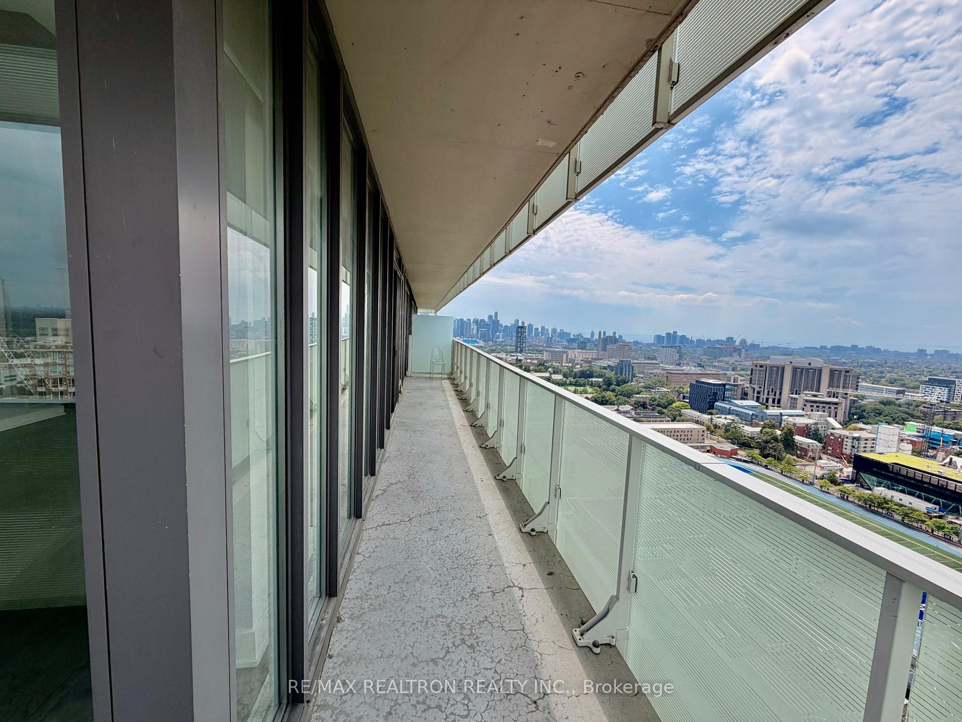 Photo 26 of Unit 2806, 200 Bloor Street W, Toronto, The Annex — HOMEH