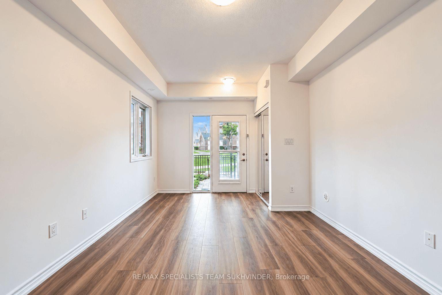 Photo 5 of Unit 146, 250 Sunny Meadows Boulevard, Brampton, Sandringham-Wellington — HOMEH