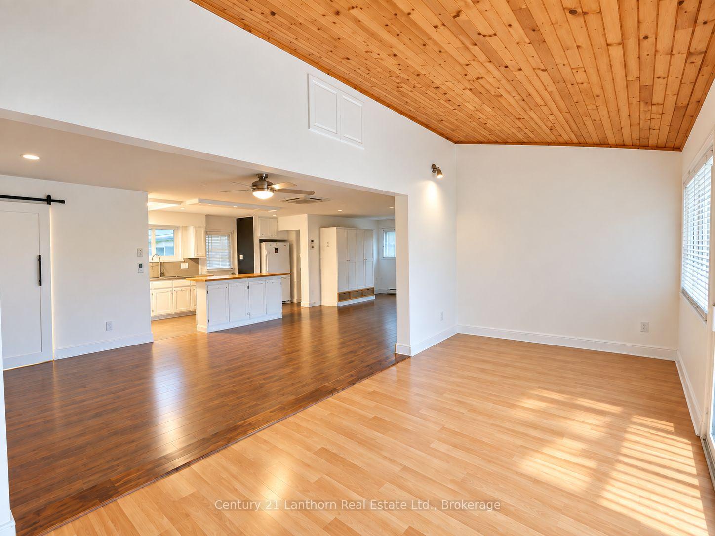 Photo 9 of 27 Willow Point Road, Brighton, Rural Brighton — HOMEH