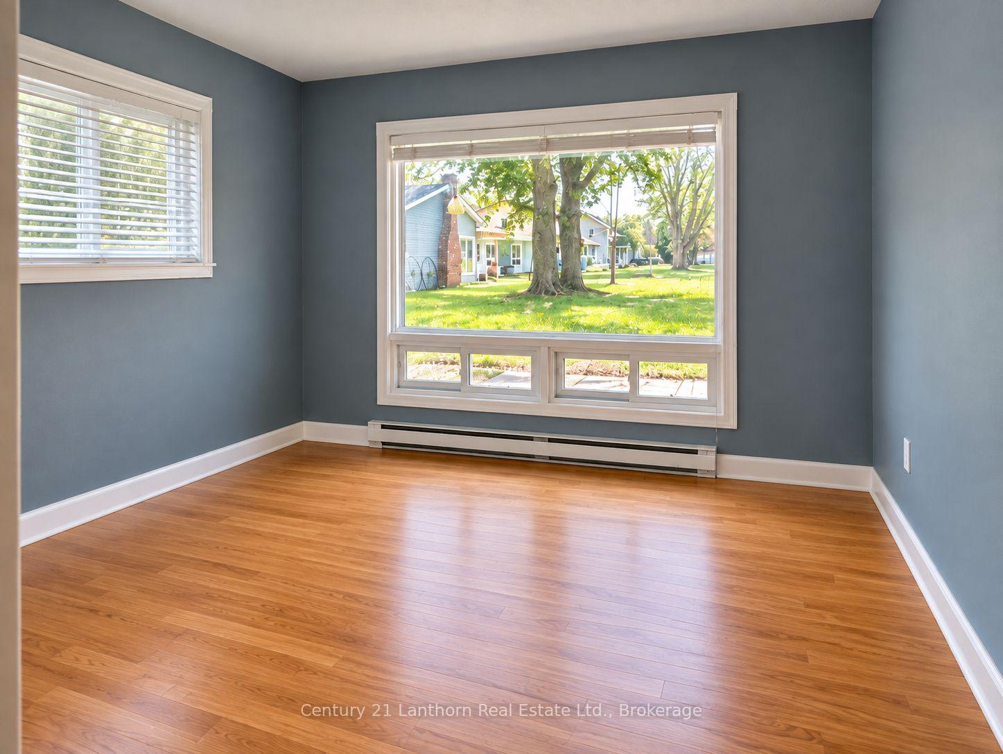 Photo 13 of 27 Willow Point Road, Brighton, Rural Brighton — HOMEH