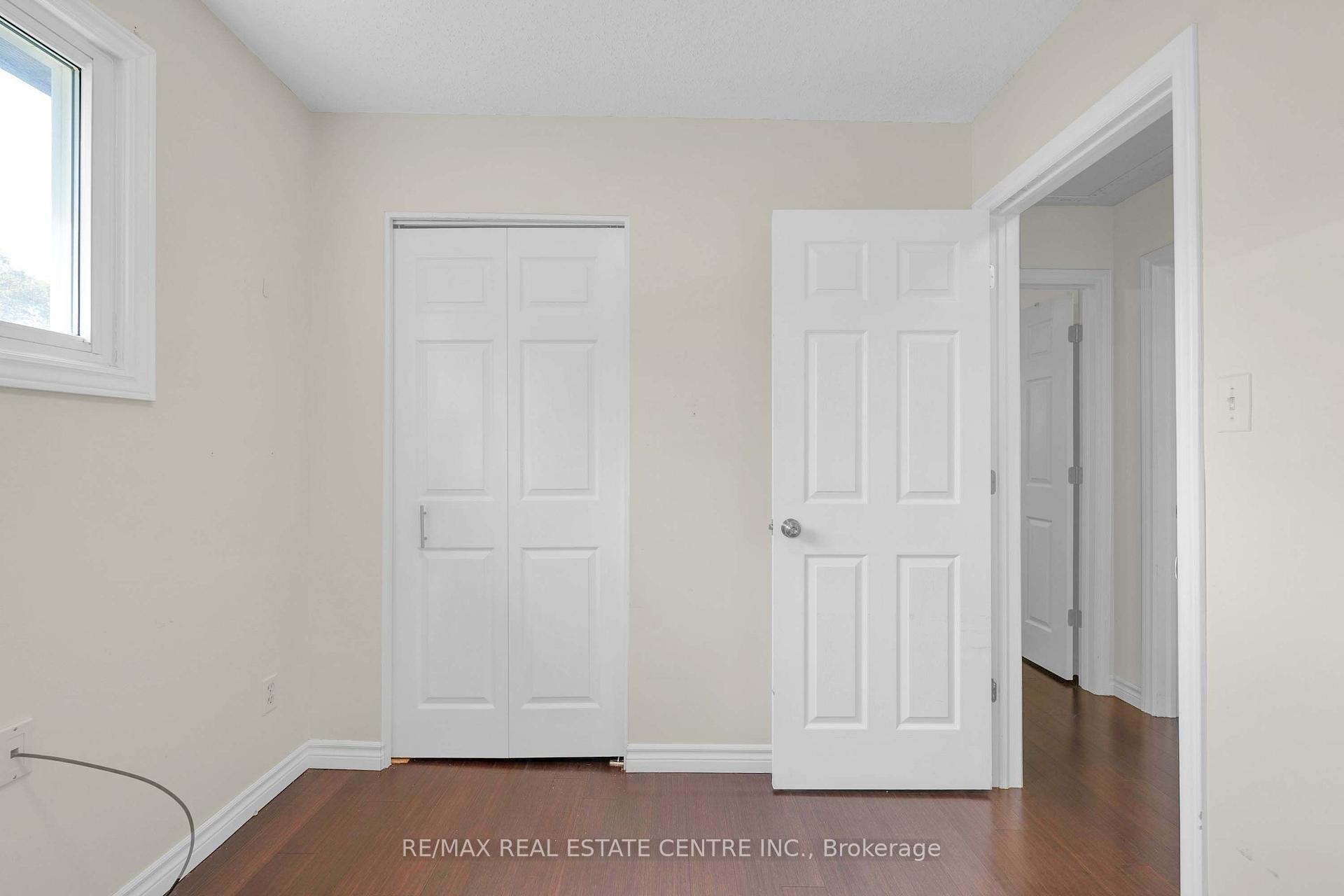 Photo 19 of 141 Cedar Crest Street, Kitchener, Forest Heights — HOMEH
