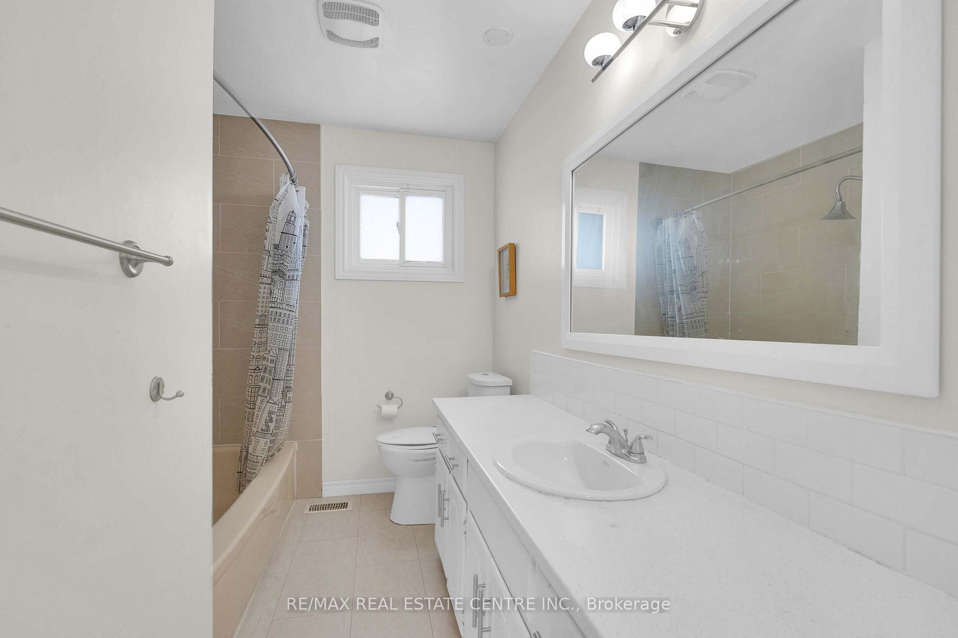 Photo 20 of 141 Cedar Crest Street, Kitchener, Forest Heights — HOMEH