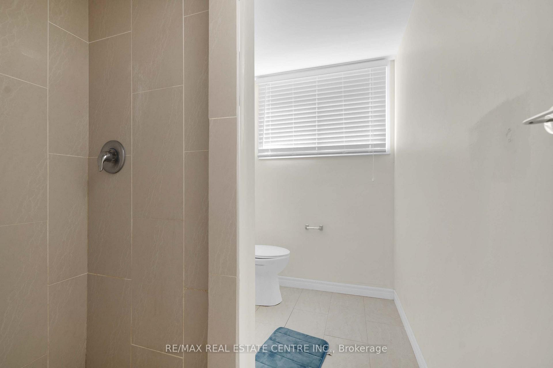 Photo 25 of 141 Cedar Crest Street, Kitchener, Forest Heights — HOMEH