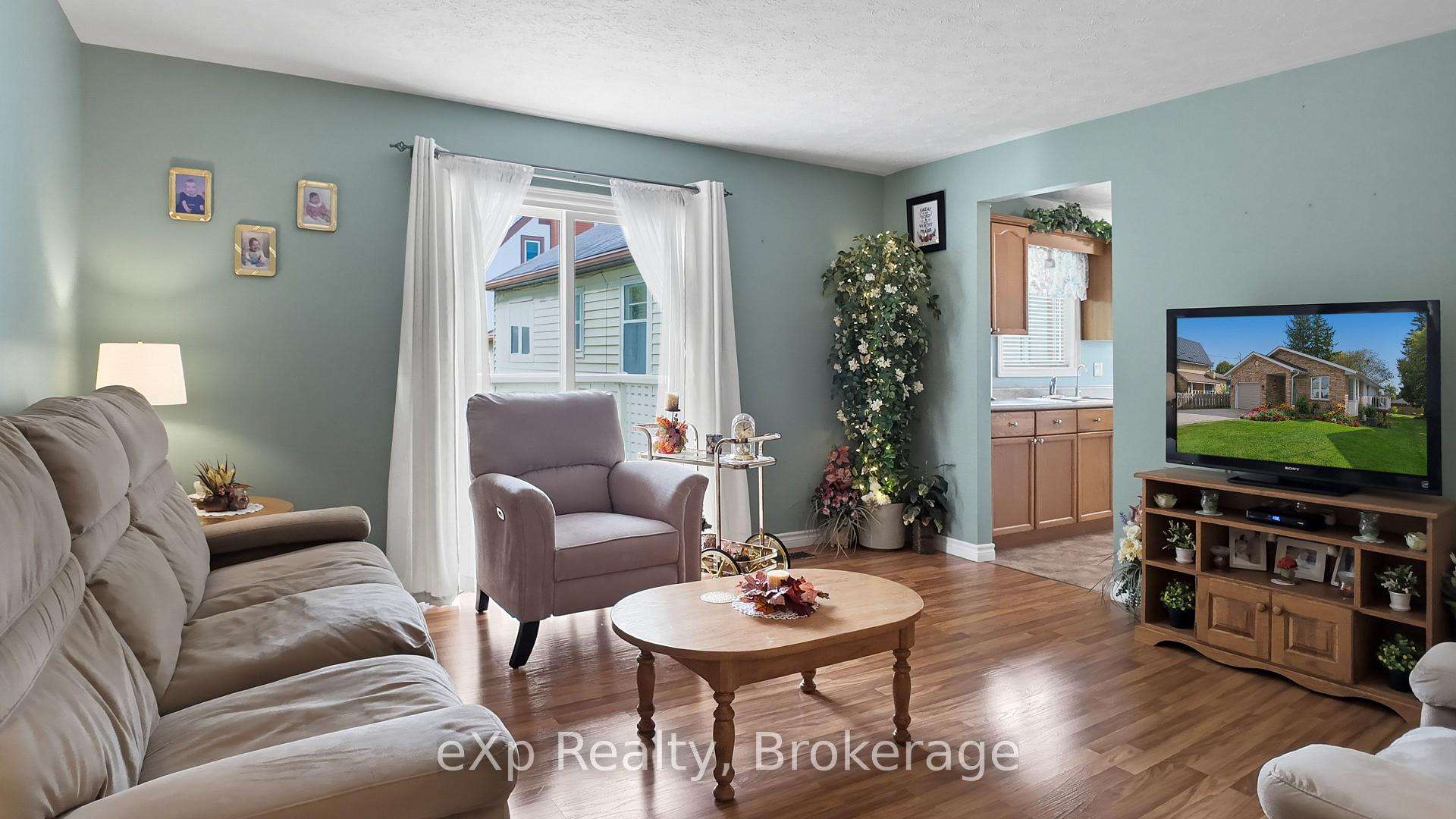 Photo 8 of 565 9th Street, Hanover — HOMEH