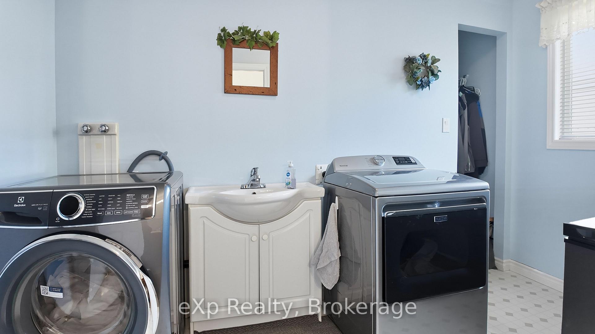 Photo 16 of 565 9th Street, Hanover — HOMEH
