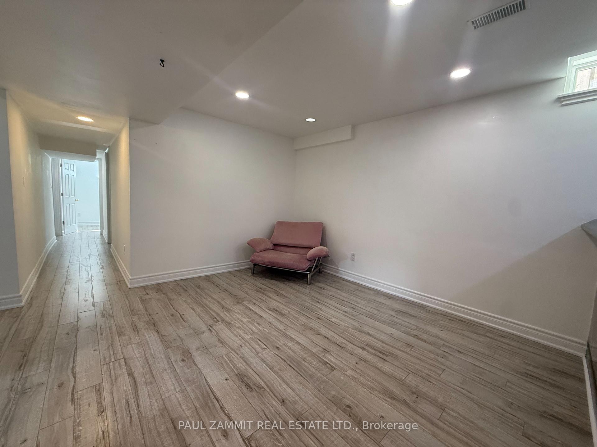 Photo 5 of Unit Bsmt #2, 123 Morgan Avenue, Markham, Thornhill — HOMEH