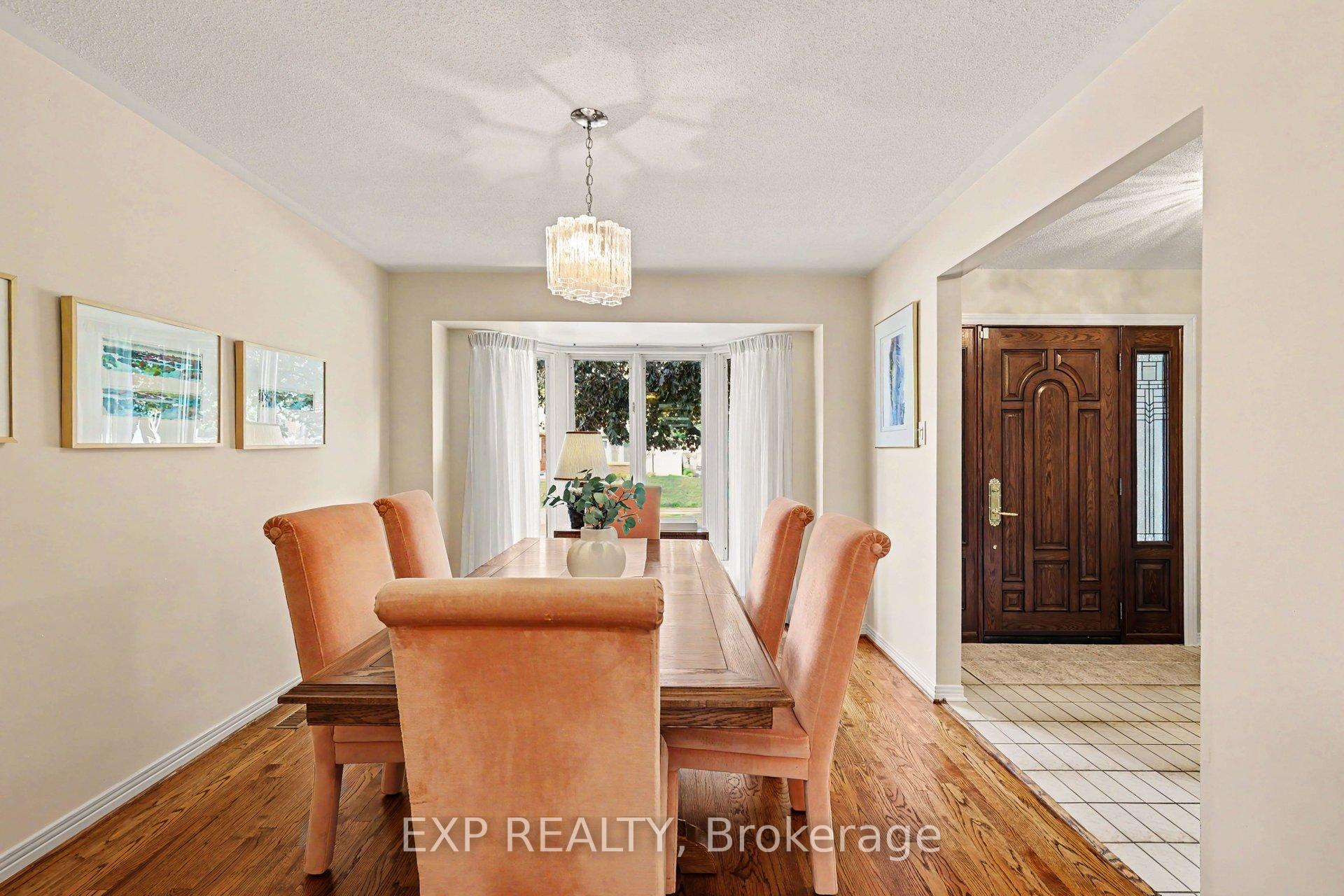 Photo 9 of 105 Country Club Drive, Ottawa, Hunt Club — HOMEH