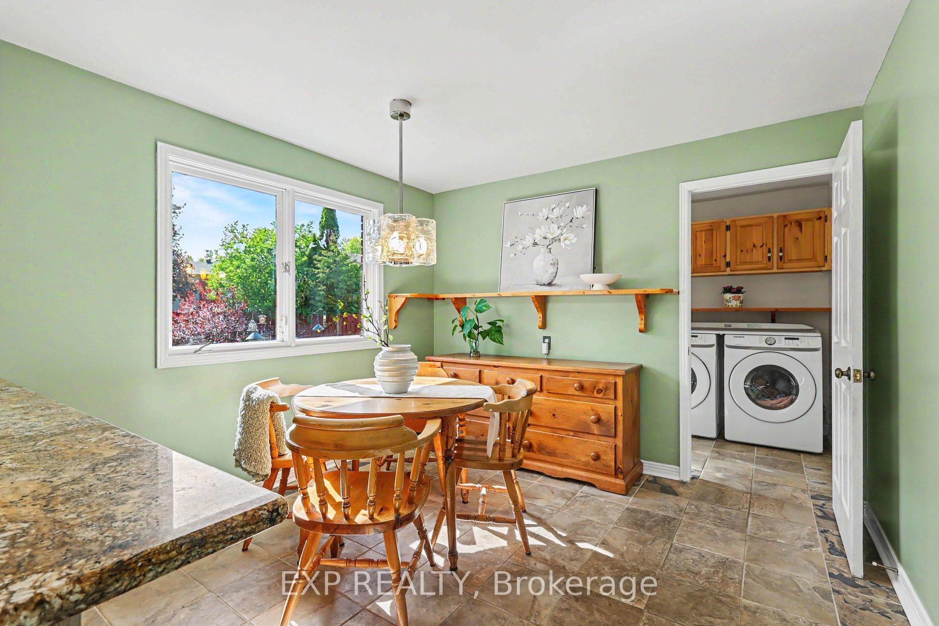 Photo 16 of 105 Country Club Drive, Ottawa, Hunt Club — HOMEH
