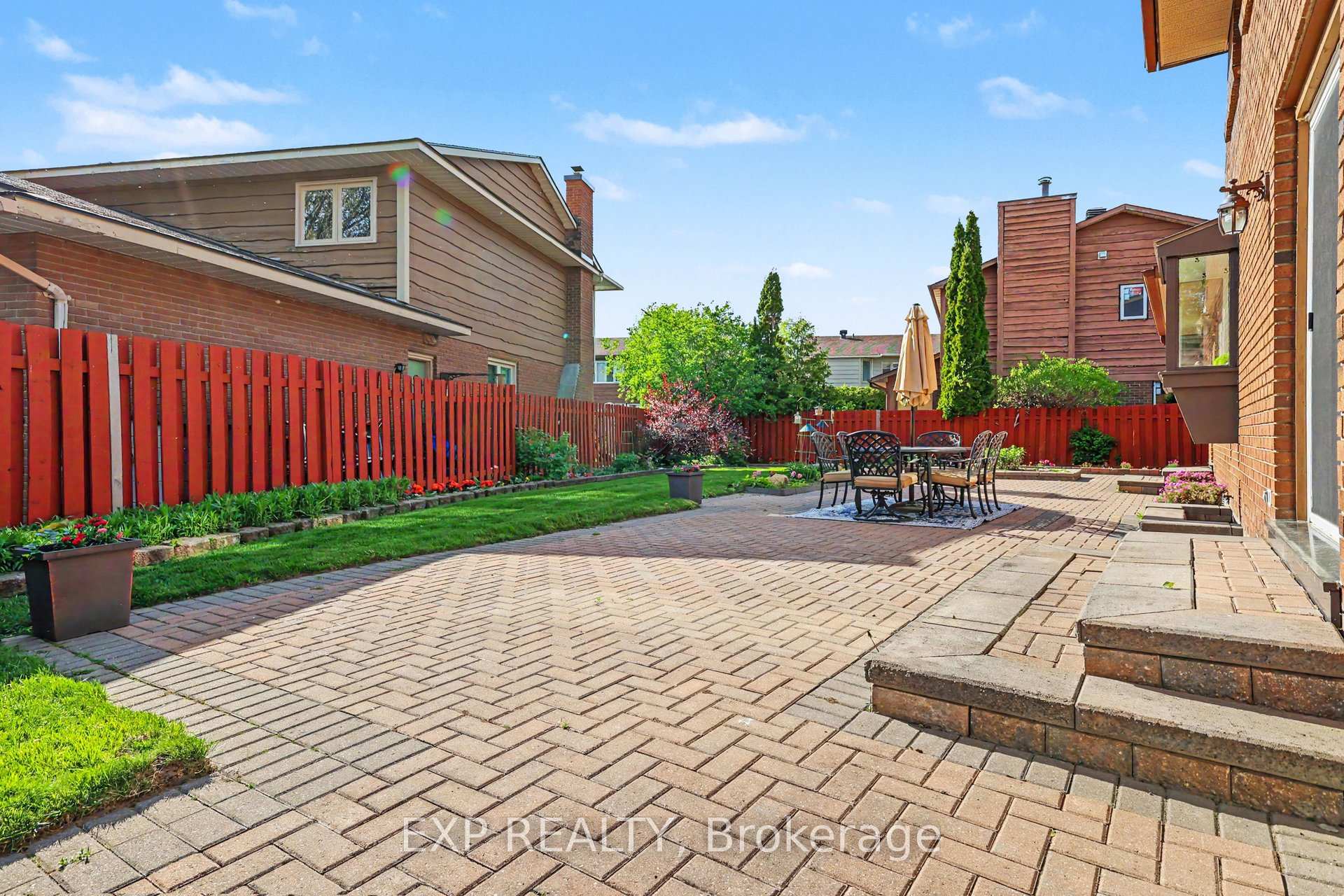 Photo 31 of 105 Country Club Drive, Ottawa, Hunt Club — HOMEH
