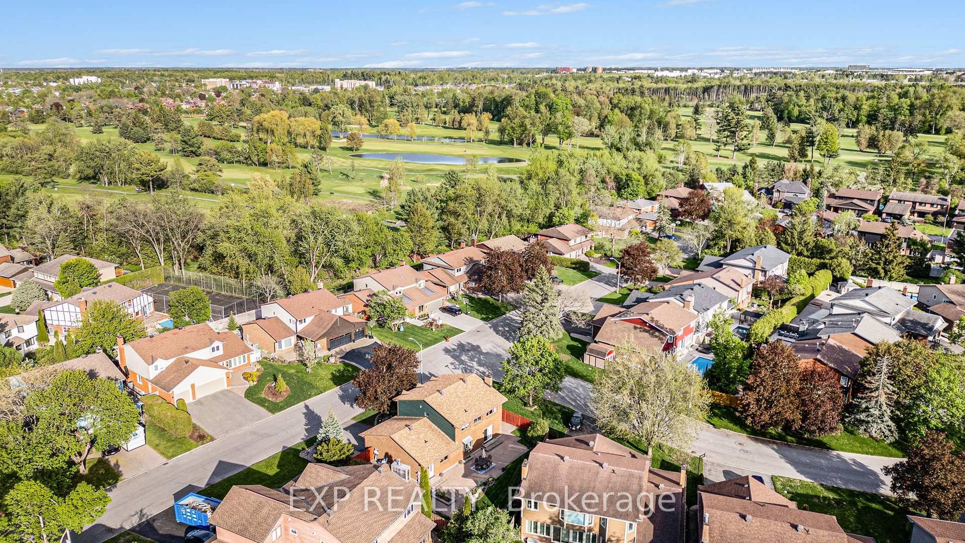 Photo 37 of 105 Country Club Drive, Ottawa, Hunt Club — HOMEH