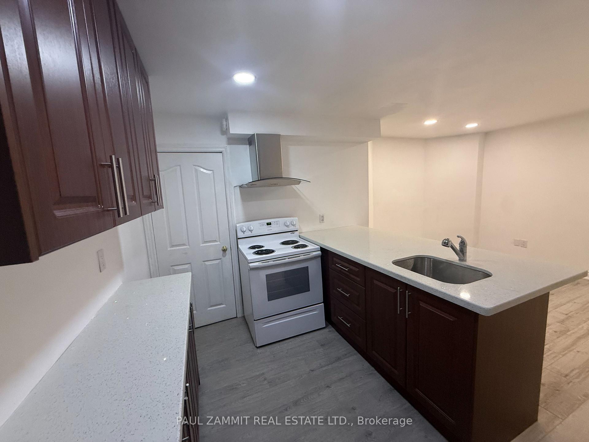 Photo 4 of Unit Bsmt #1, 123 Morgan Avenue, Markham, Thornhill — HOMEH