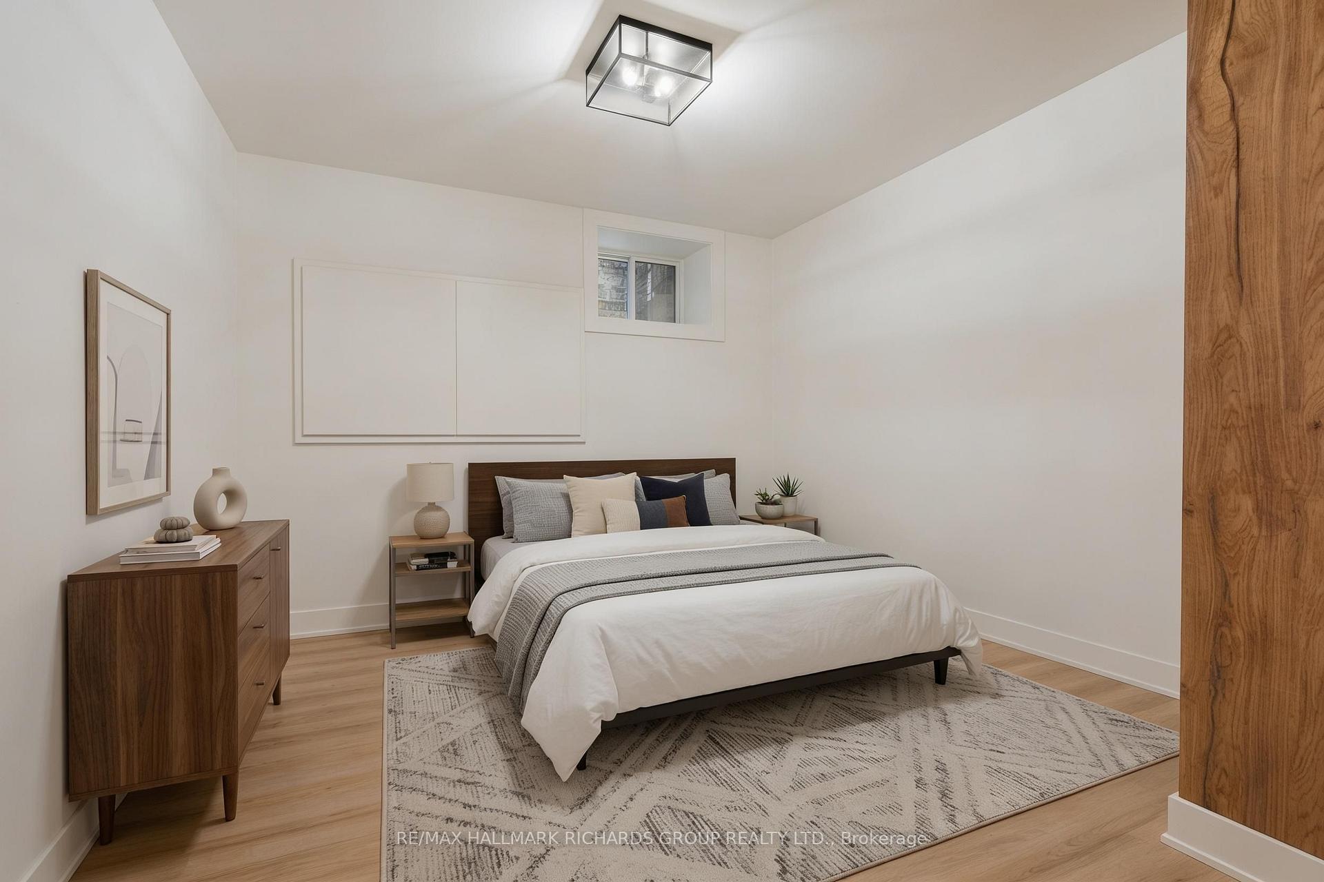 Photo 8 of Unit Lower, 20 Wineva Avenue, Toronto, The Beaches — HOMEH