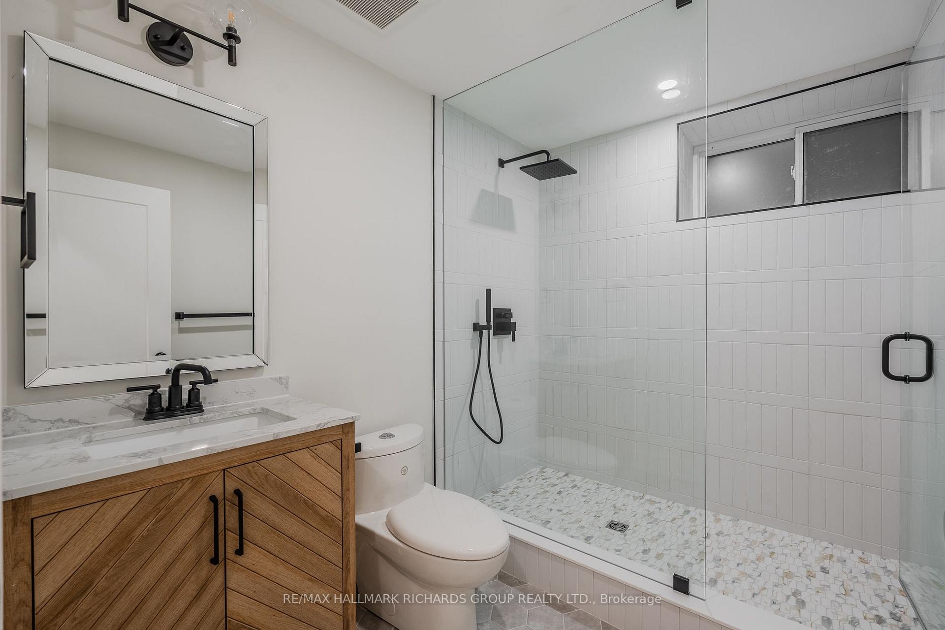 Photo 10 of Unit Lower, 20 Wineva Avenue, Toronto, The Beaches — HOMEH