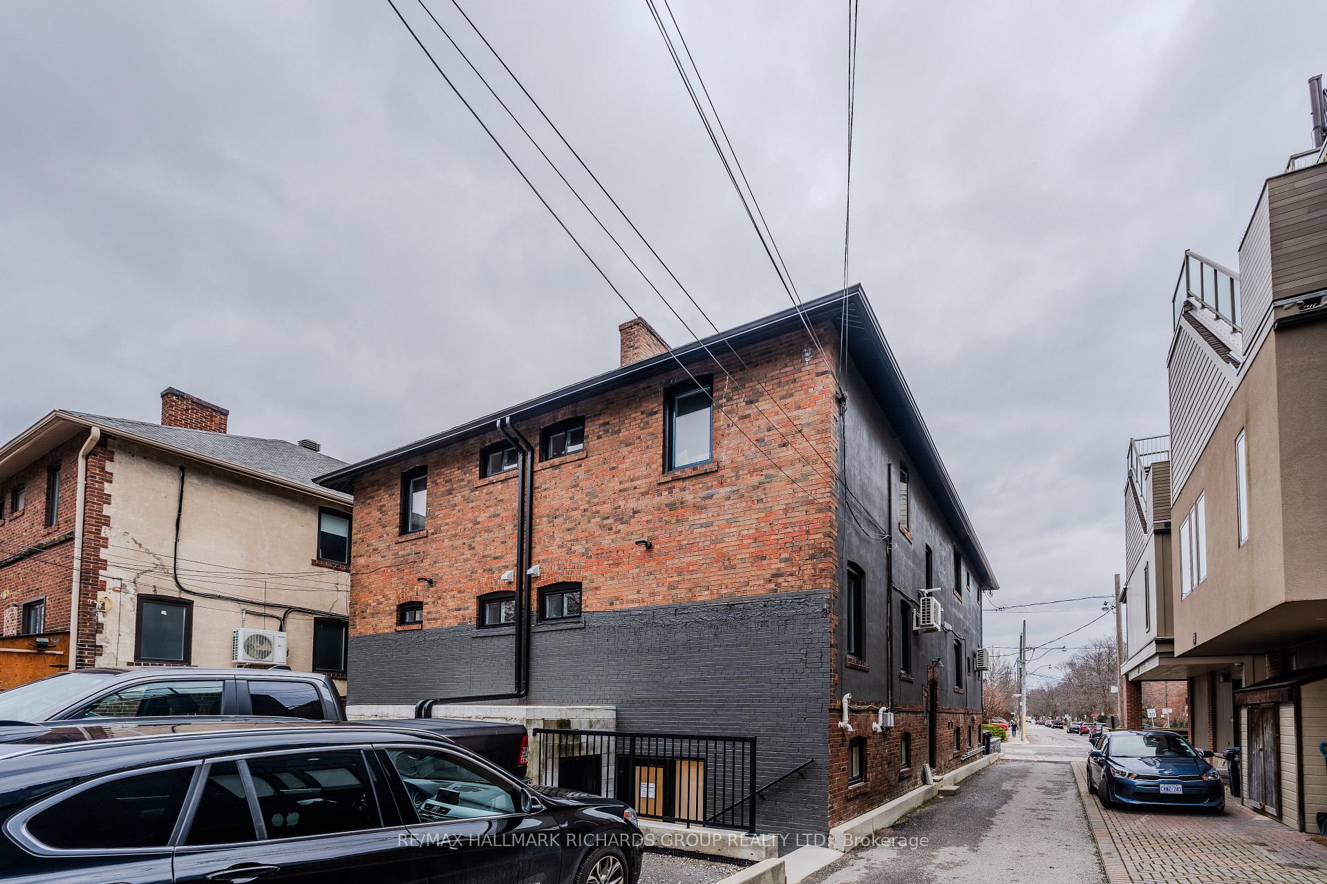 Photo 12 of Unit Lower, 20 Wineva Avenue, Toronto, The Beaches — HOMEH