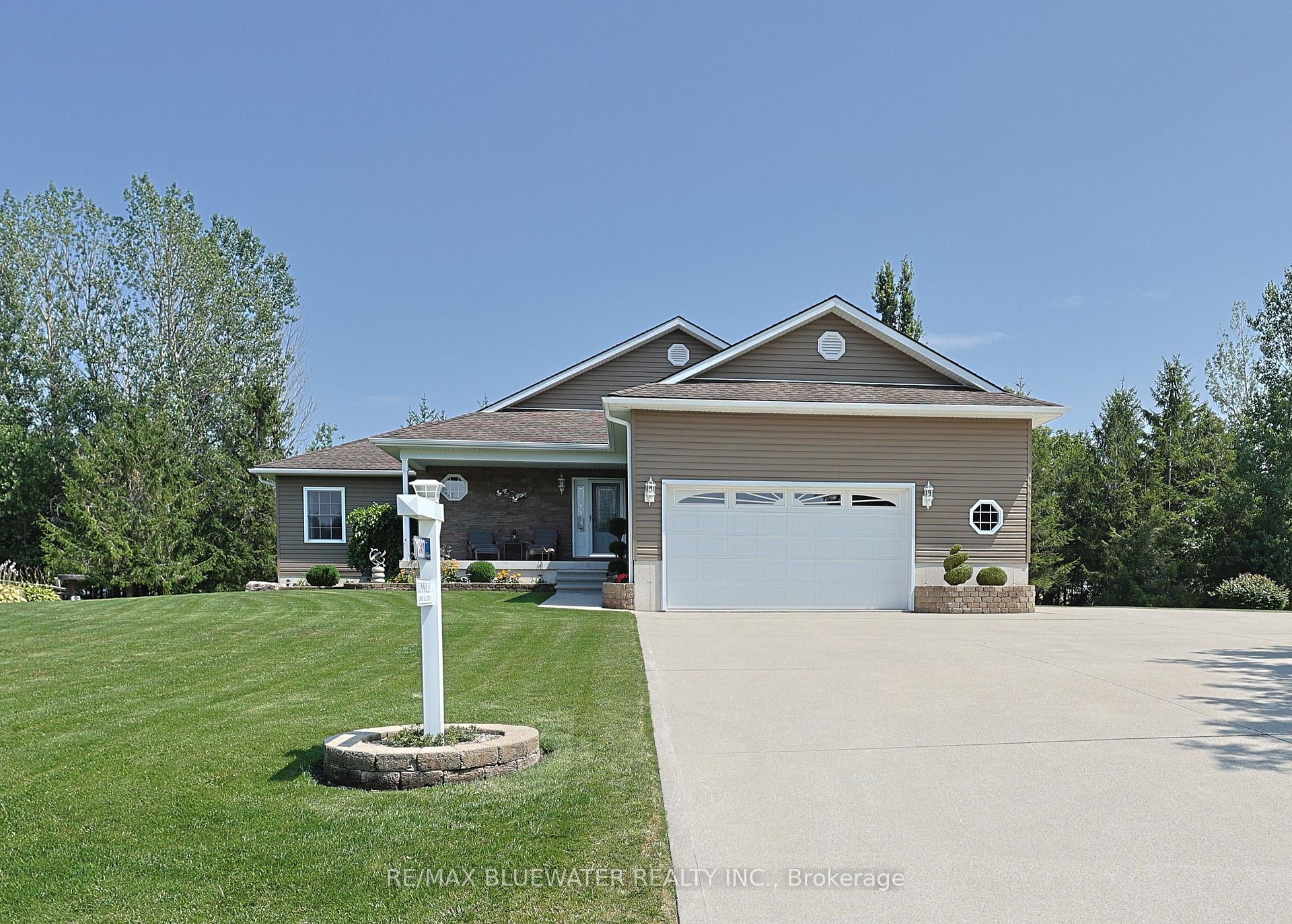 Photo of 71837 Sunridge Crescent