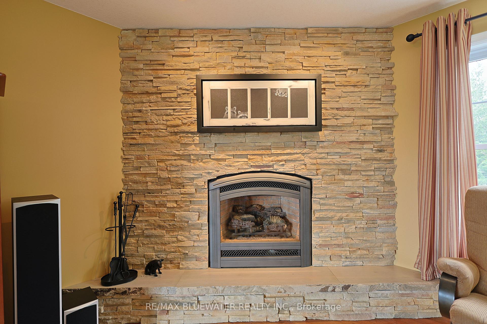 Photo 19 of 71837 Sunridge Crescent, Bluewater, Hay — HOMEH