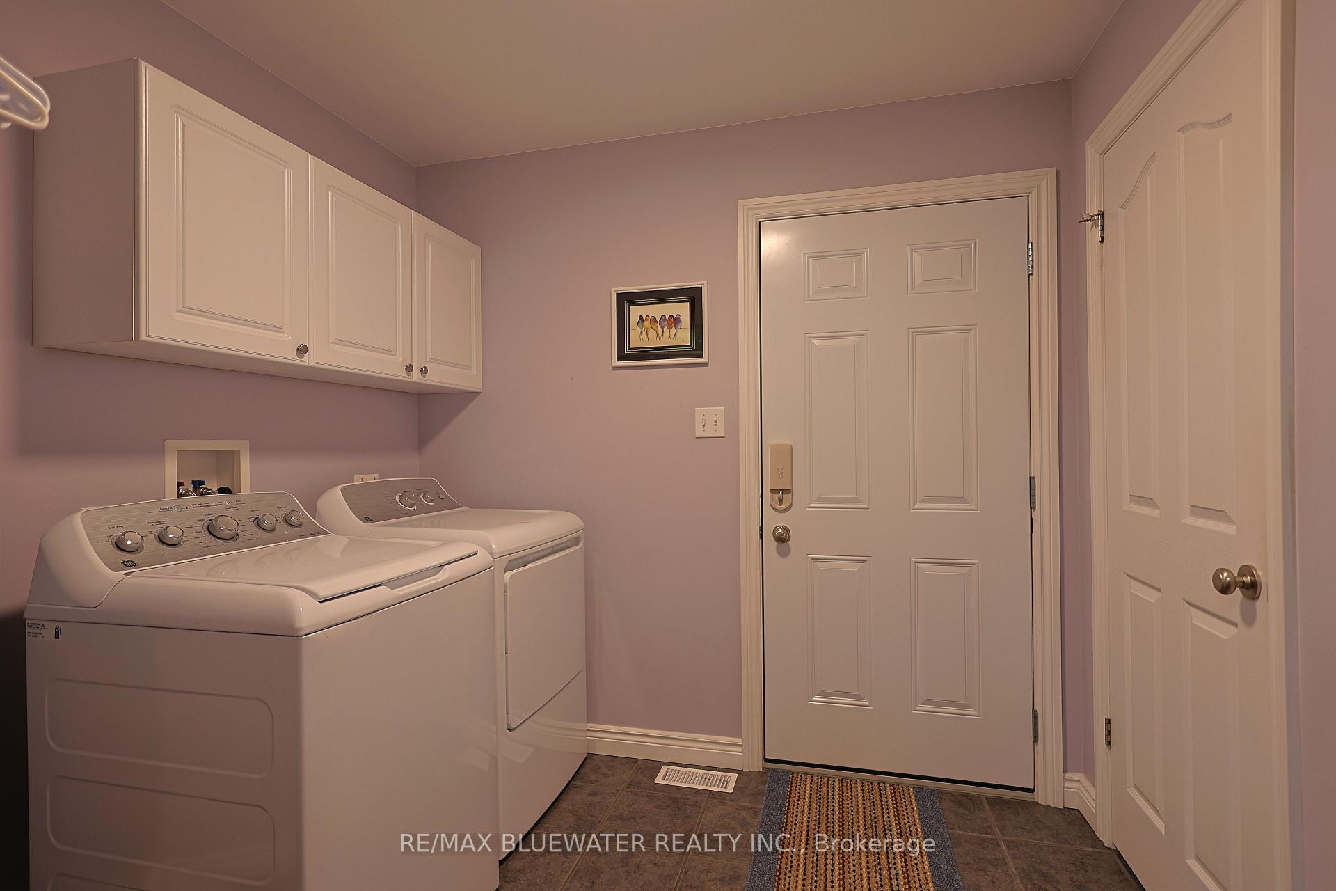 Photo 28 of 71837 Sunridge Crescent, Bluewater, Hay — HOMEH