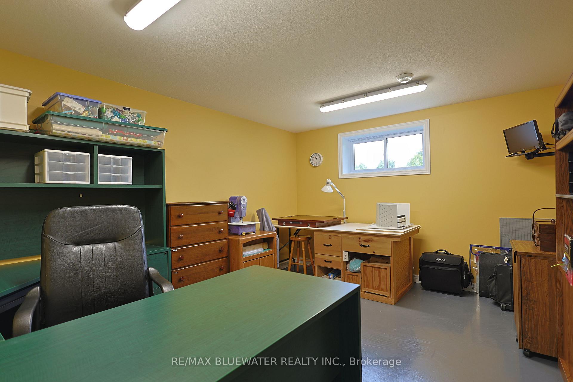 Photo 33 of 71837 Sunridge Crescent, Bluewater, Hay — HOMEH