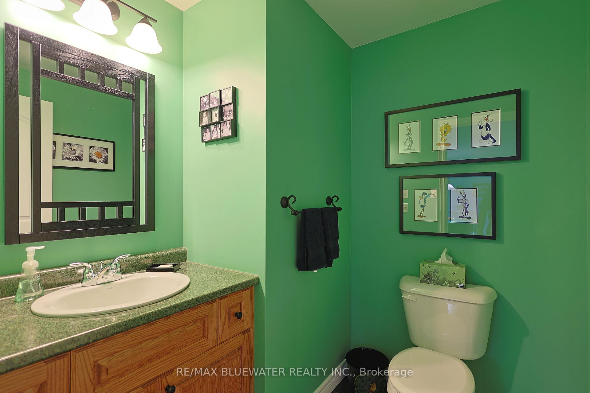 Photo 34 of 71837 Sunridge Crescent, Bluewater, Hay — HOMEH