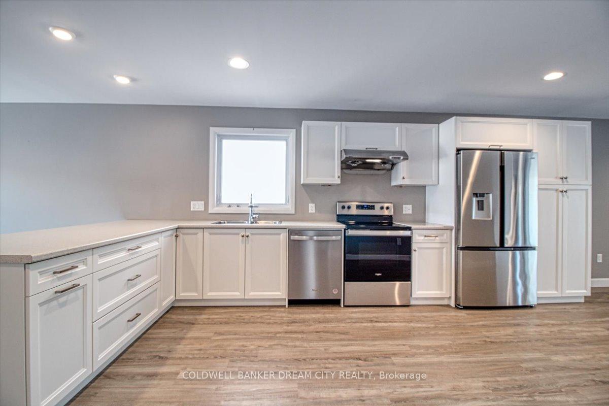 Photo 9 of 100 Arrowhead Lane, Chatham-Kent, Chatham — HOMEH