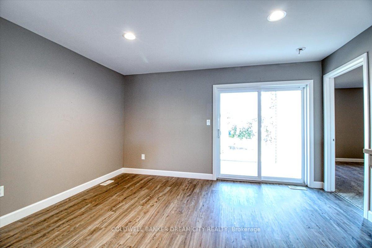 Photo 11 of 100 Arrowhead Lane, Chatham-Kent, Chatham — HOMEH