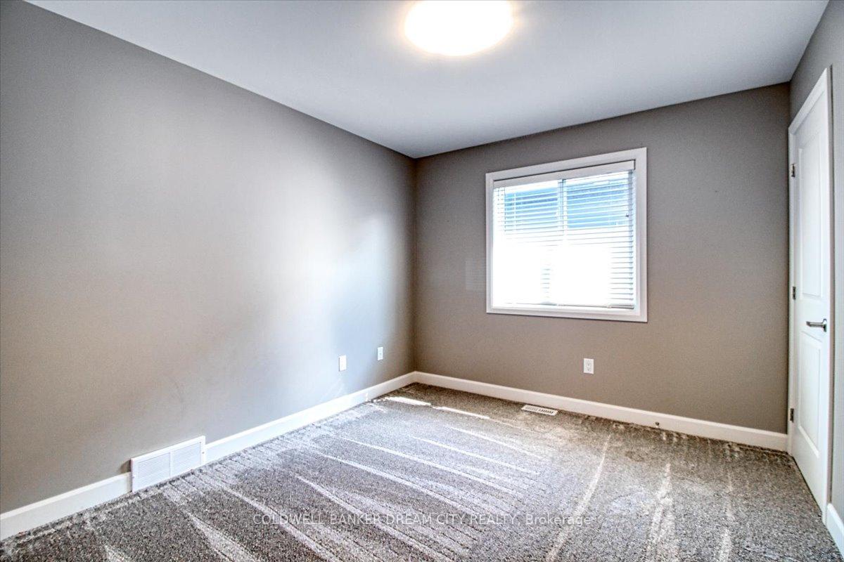 Photo 18 of 100 Arrowhead Lane, Chatham-Kent, Chatham — HOMEH