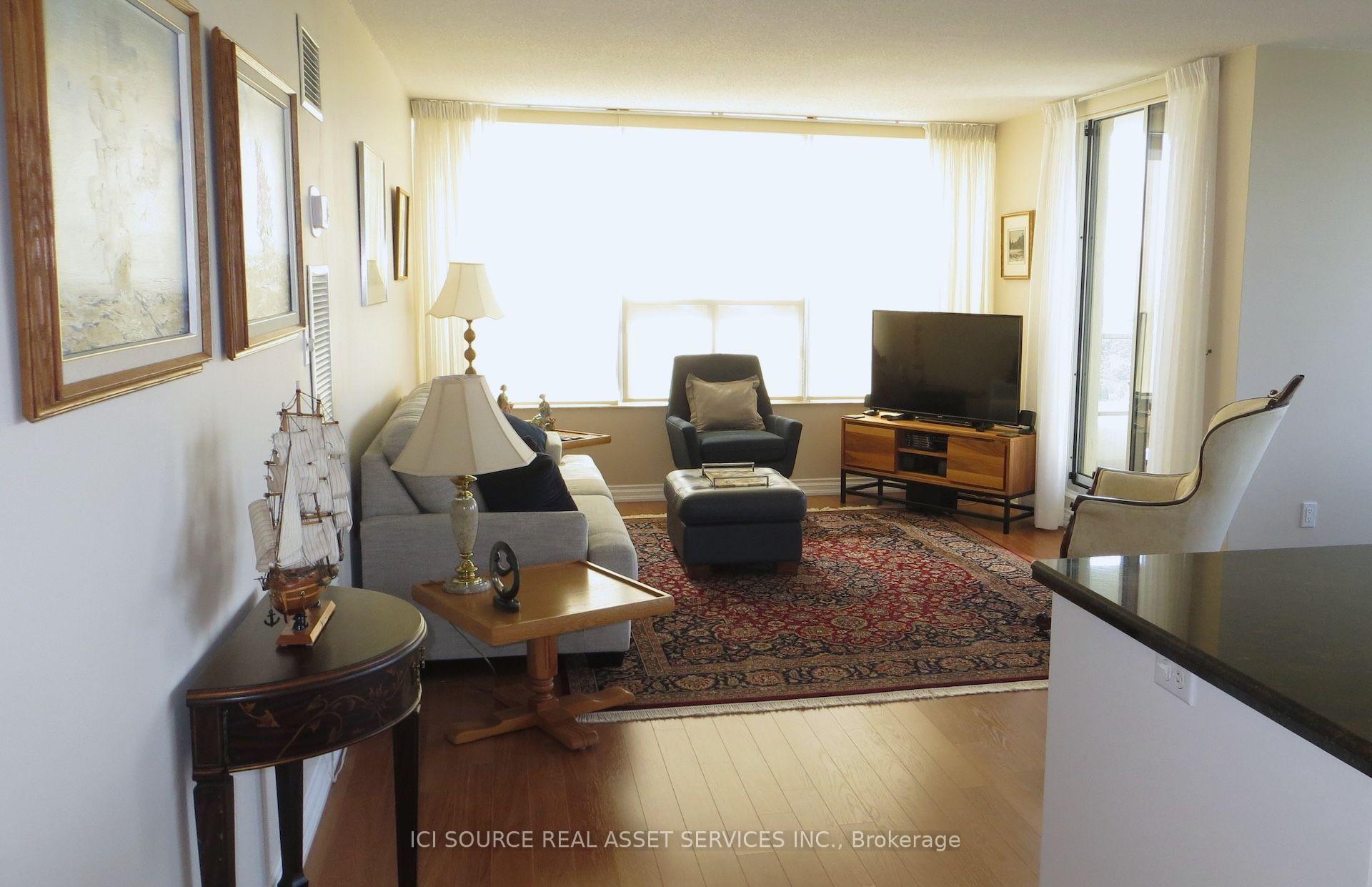Photo 4 of Unit 1702, 50 Quebec Avenue, Toronto, High Park North — HOMEH