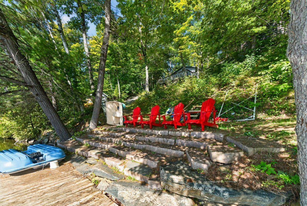Photo 5 of 1239 Chimney Point Lane, North Frontenac, Frontenac North — HOMEH