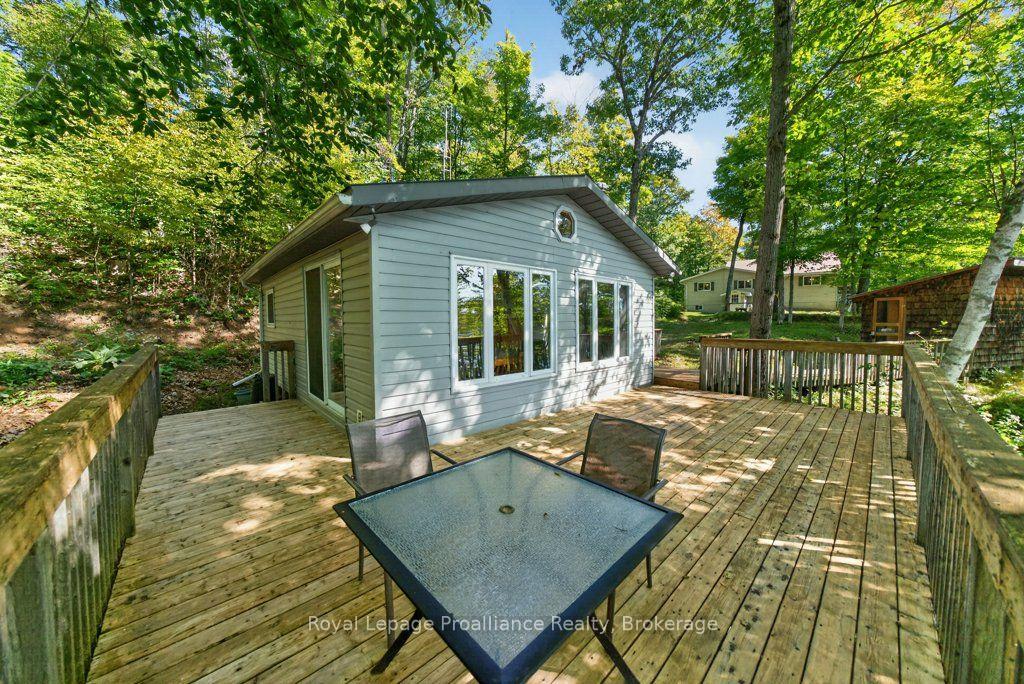 Photo 12 of 1239 Chimney Point Lane, North Frontenac, Frontenac North — HOMEH