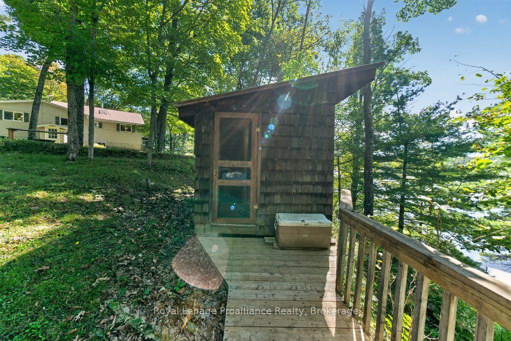 Photo 33 of 1239 Chimney Point Lane, North Frontenac, Frontenac North — HOMEH