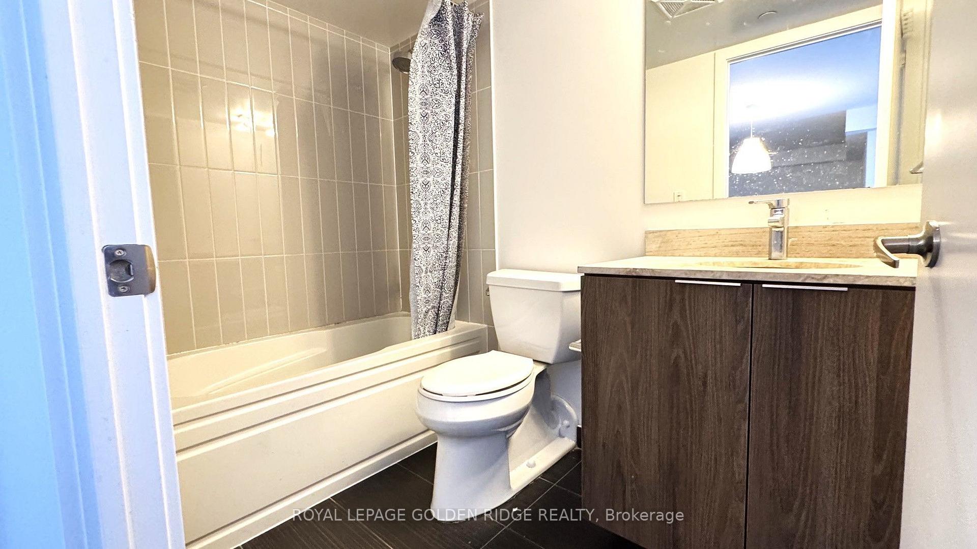 Photo 14 of Unit 1913, 955 Bay Street, Toronto, Bay Street Corridor — HOMEH
