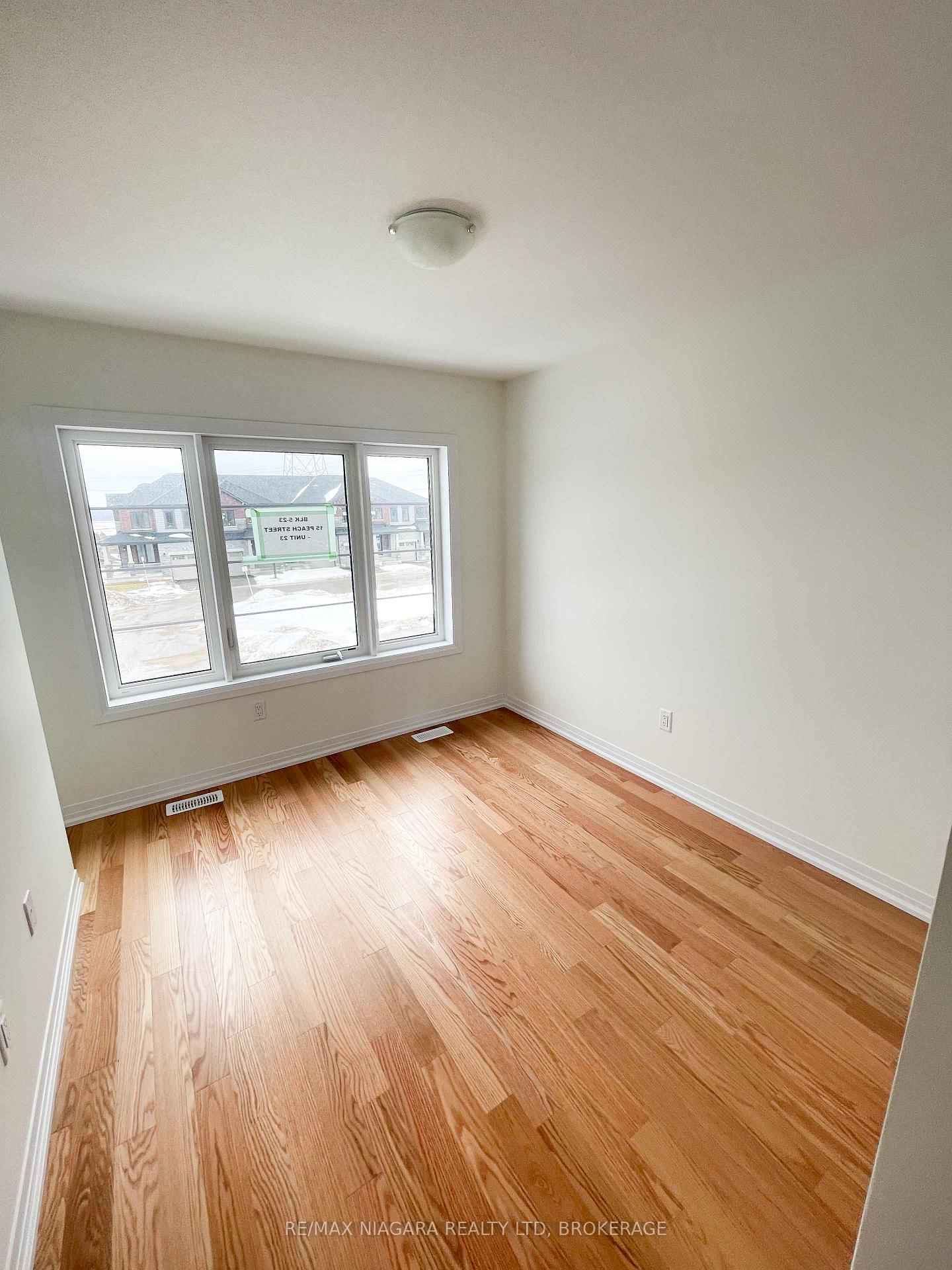 Photo 11 of Unit 23, 15 Peach Street, Thorold, Rolling Meadows — HOMEH