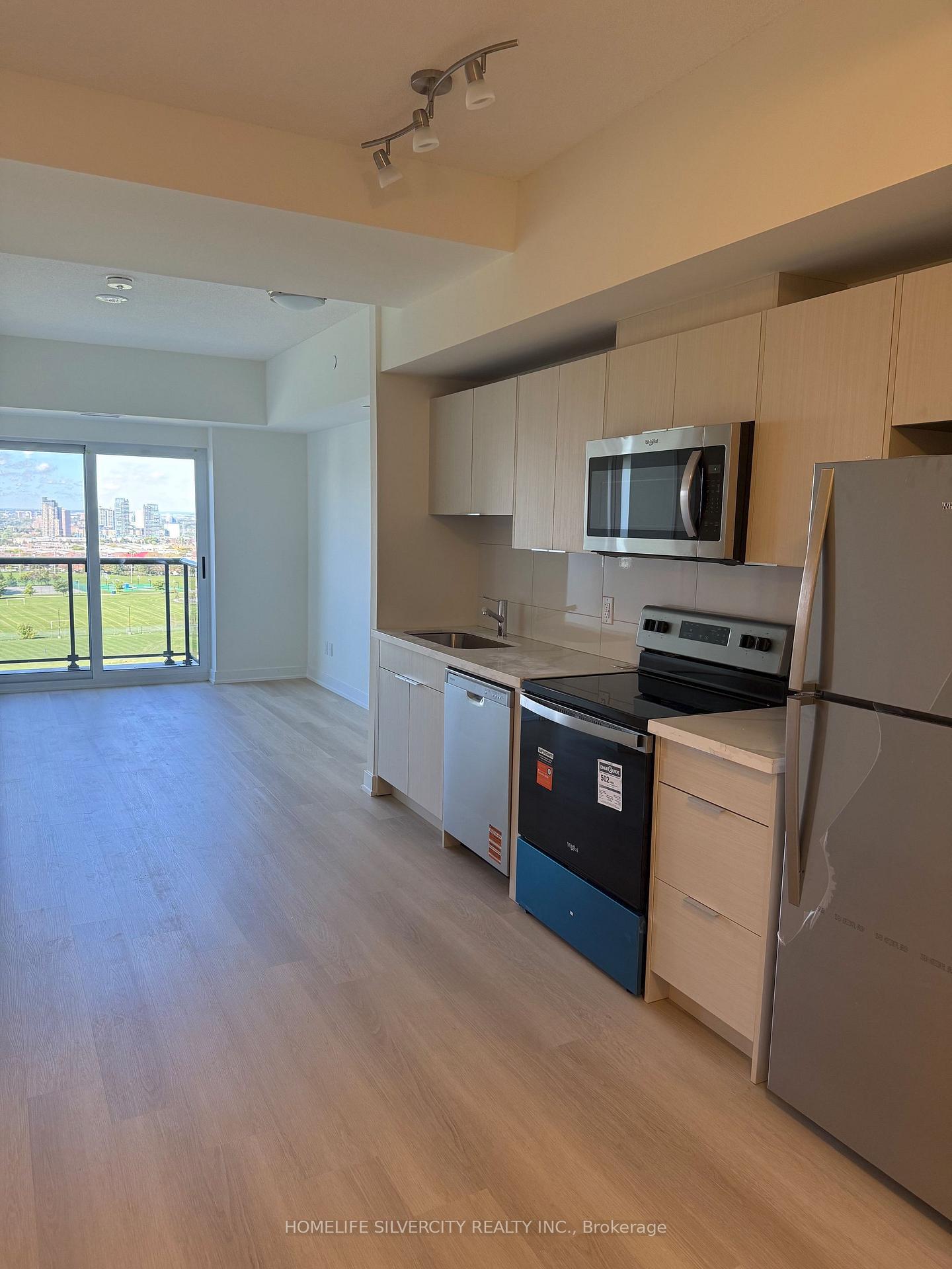 Photo 3 of Unit 1011, 2825 Jane Street, North York, Glenfield-Jane Heights — HOMEH